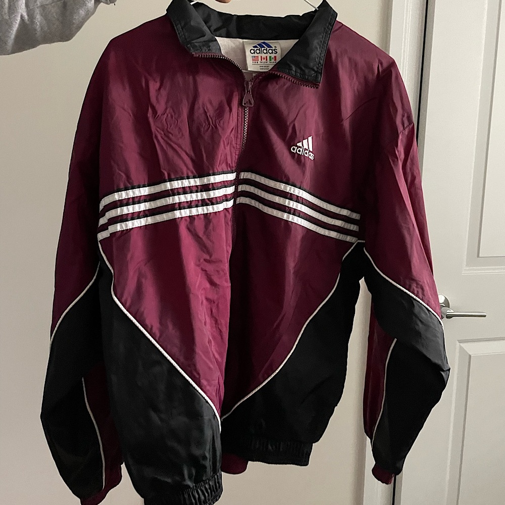 Vintage Adidas 3 stripe windbreaker jacket burgundy Size small